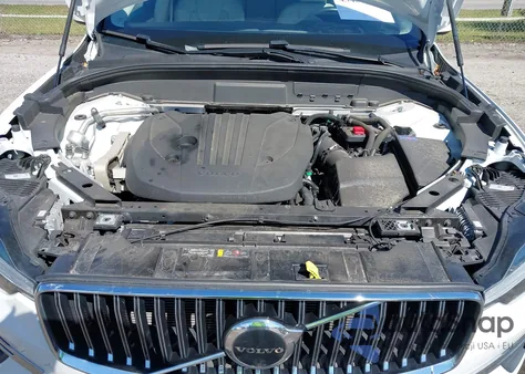 2022 Volvo Xc60 B5 Inscription z USA, uszkodzony, nr VIN YV4L12DL6N1909658